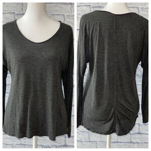 Everlane Grey Long Sleeve Top rayon size S